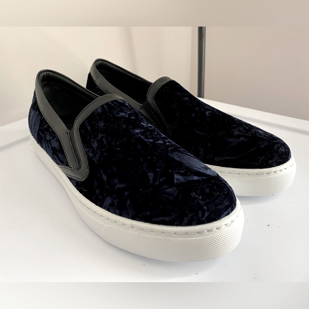 M. Gemi Dark blue Velvet Slip On Womens Sneakers (The Cerchio) Size 38